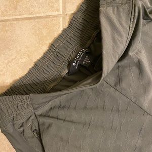 Athlete Mountain Olive Brooklyn Jogger